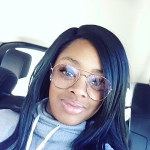 Meet your Posher, Carmen